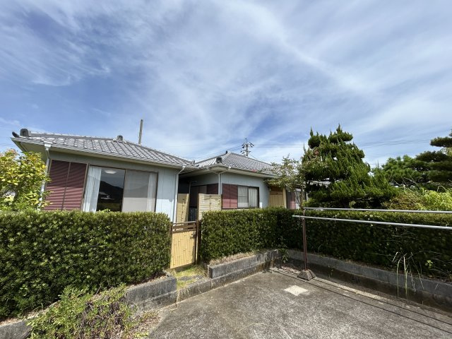 阿南市中大野町北傍示中古戸建の外観