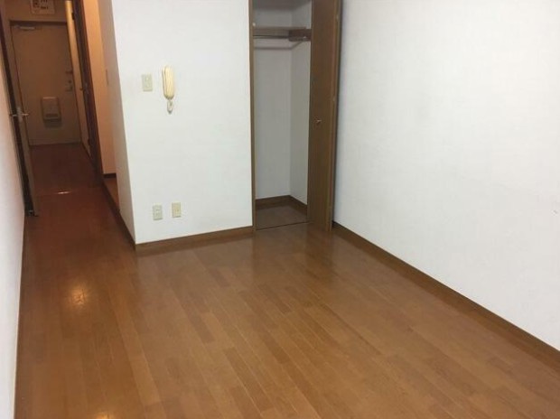 松戸市三矢小台４丁目の賃貸マンションの寝室