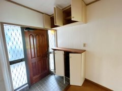 【玄関】 | 周南市須々万本郷戸建