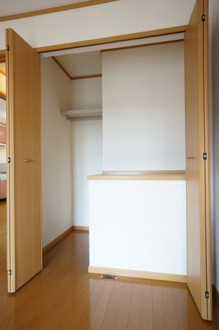 フェニックス大日向の収納