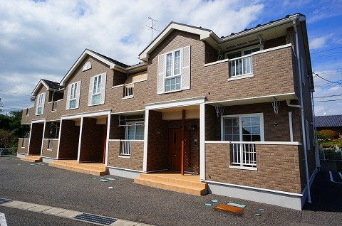 フェニックス大日向の外観