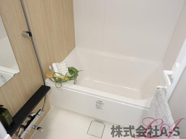 ヒヴィ・カーサ名駅西の浴室|同間取り画像使用
実際のお部屋と色などが異なる場合がございます。