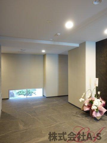 ヒヴィ・カーサ名駅西のロビー|同間取り画像使用
実際のお部屋と色などが異なる場合がございます。