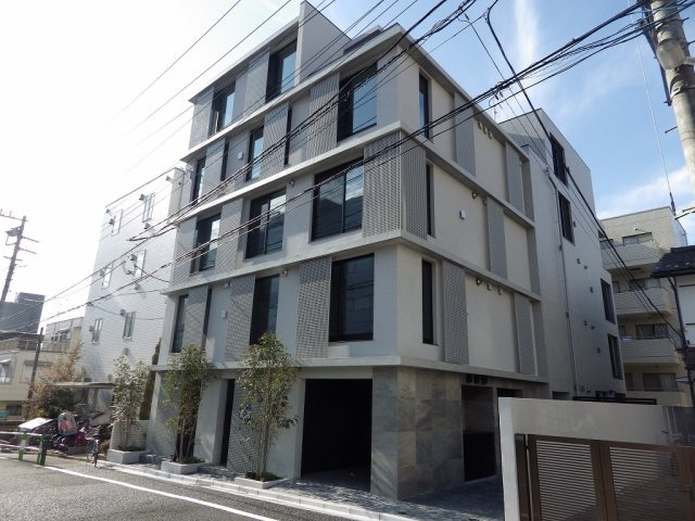 LEGALAND千石の外観