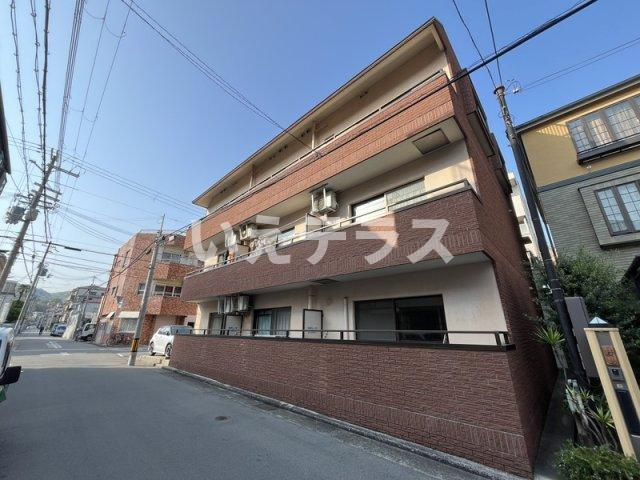レグルスコート