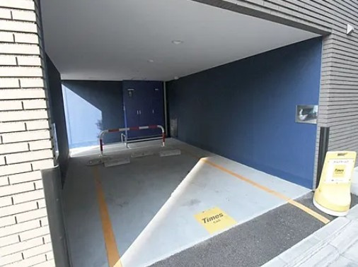 ルネサンスコート池袋の駐車場