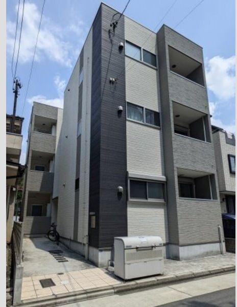 スヴニール伝馬の外観