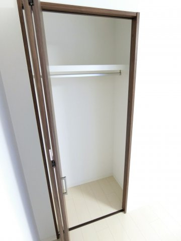 サンクラッソ茨木駅前の収納