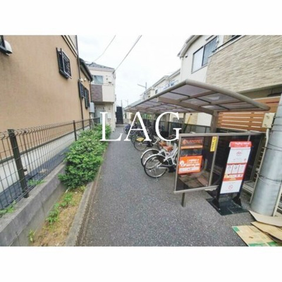 【その他共用部分】 | プレステージ幕張 | 駐輪場です。