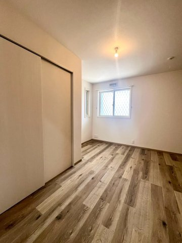 【洋室】 | 茅ヶ崎市中海岸4丁目中古戸建 | 1階洋室
