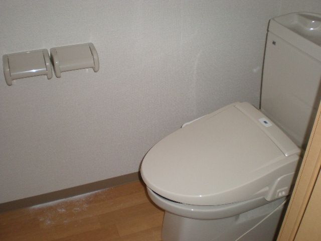 クレシアのトイレ