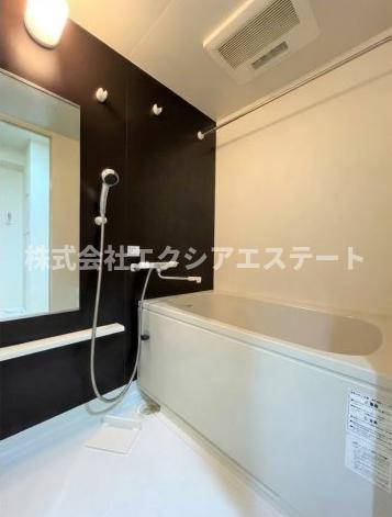 グランデカワノ真田山の浴室