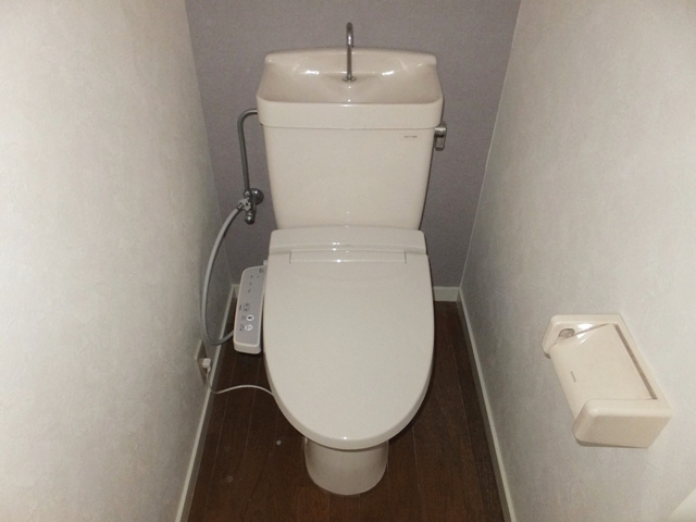 リファインド調布Bのトイレ