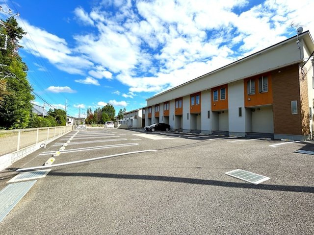 FOLIARの駐車場