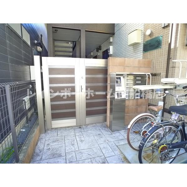 メゾンフォレストのエントランス