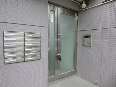 【エントランス】