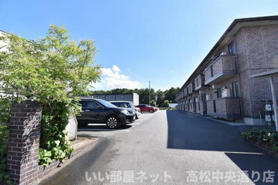 【駐車場】 | サンライズ豊益 西大浜 | 駐車場