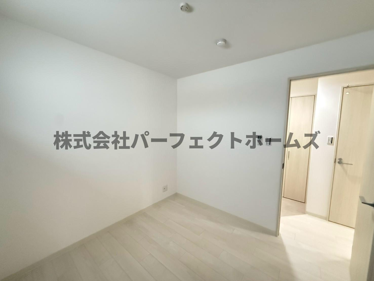 クリエオーレ藤阪東町Ⅱの洋室|使い勝手のいい洋室です