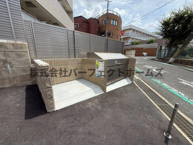 クリエオーレ藤阪東町Ⅱのその他共用部分|ゴミ置場
