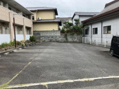 ケイズウエスト神戸の駐車場