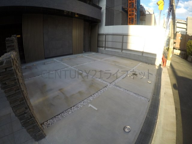 【駐車場】 | ファーストフィオーレ江坂垂水町
