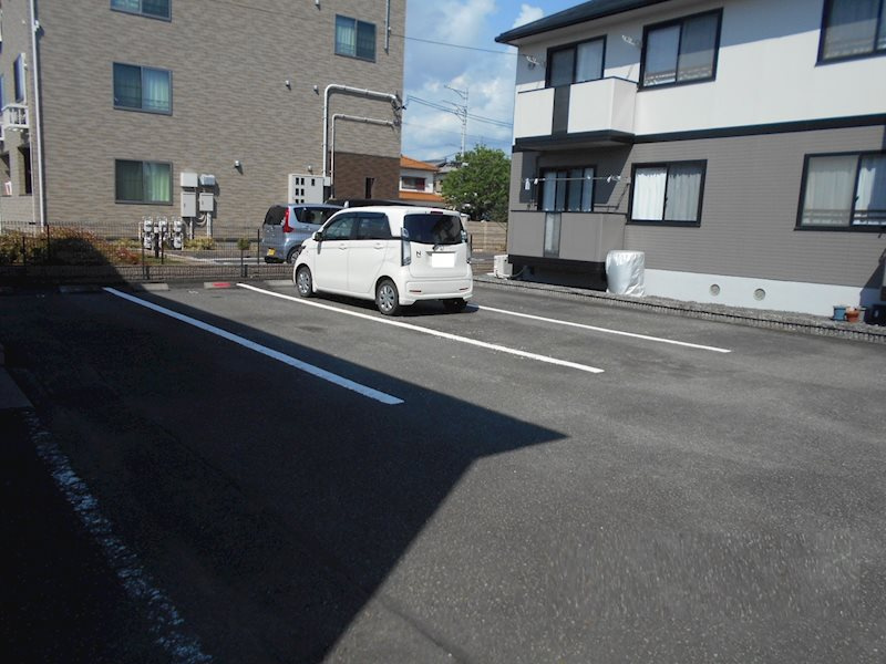 ヴィーブルA の駐車場
