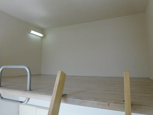 大和市上和田のアパートの内装
