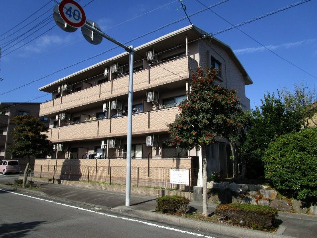 エステアロージョ の外観