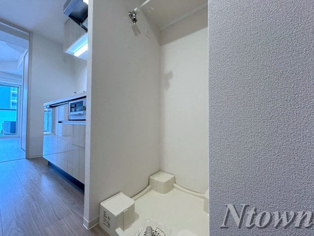 【設備】 | プレサンス大須観音ビザリア | 洗濯機置き場です
