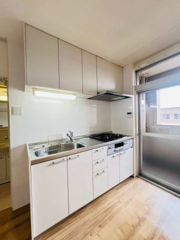 星陵台住宅2号棟のキッチン