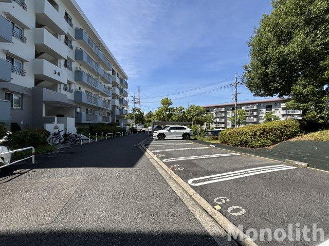泉北城山台２丁５号棟の洋室