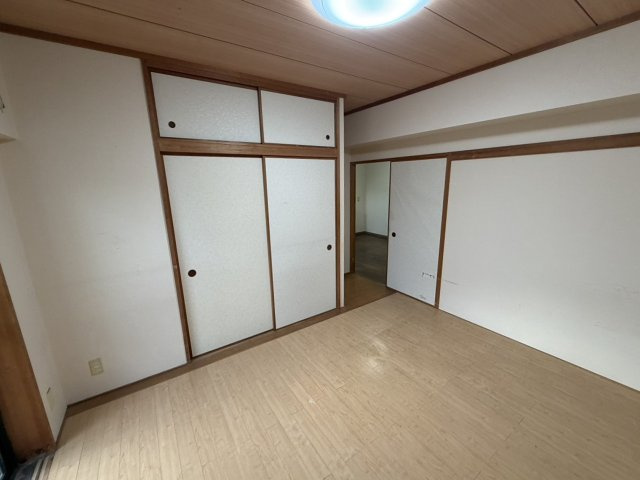 キャッスルマンション川越Ｃ号館の洋室