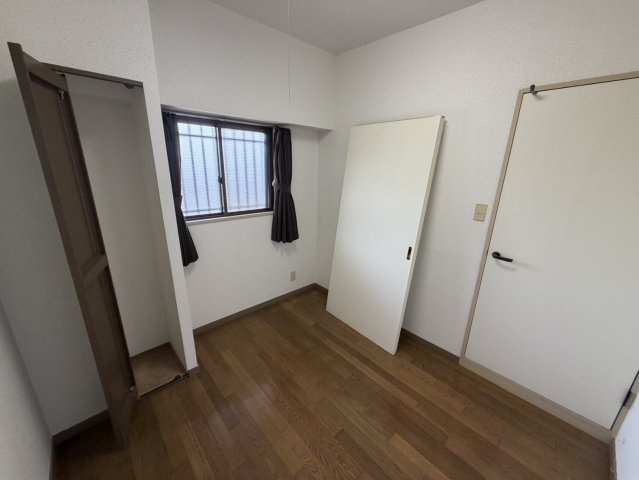 キャッスルマンション川越Ｃ号館の洋室