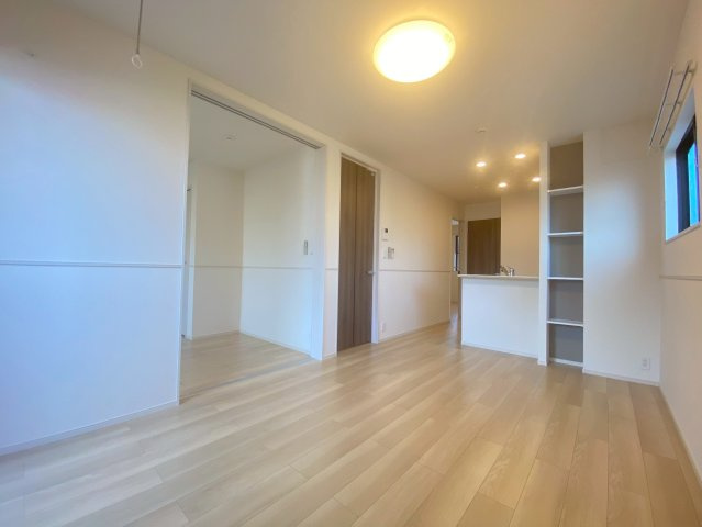 【居間・リビング】 | グラン シエル　Ⅱ | ※同タイプの写真となります。