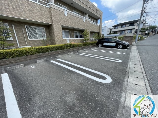 プラムテラスの駐車場