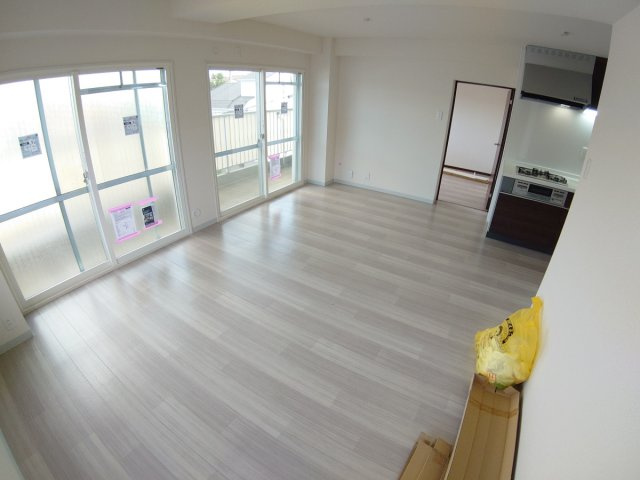 【居間・リビング】 | シャンボール滝川