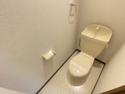 【トイレ】 | カモミールコート | 落ち着いた色調のトイレです