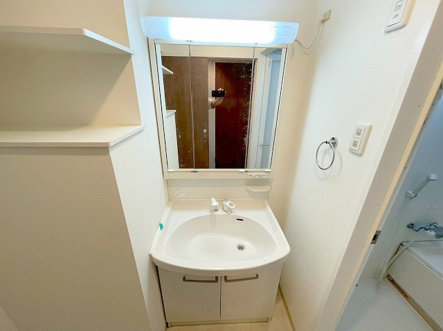 ア・ミュゼ新大阪の独立洗面台