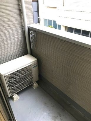 スヴニール伝馬のバルコニー