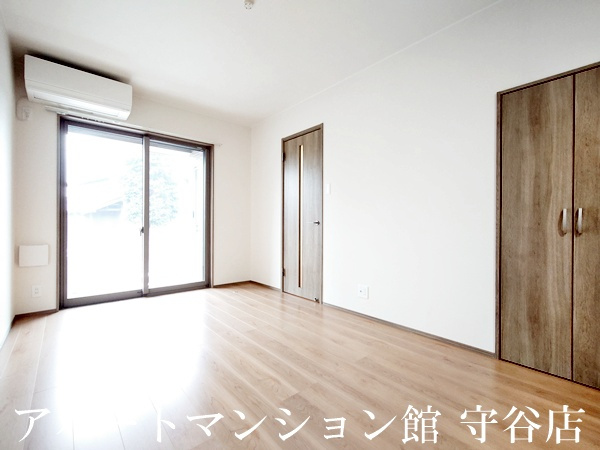 Gran Foresta Aの居間・リビング