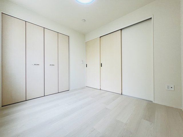【寝室】
