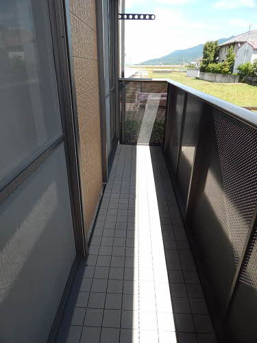 コンフォート山川　Ｃ棟　　　 のバルコニー