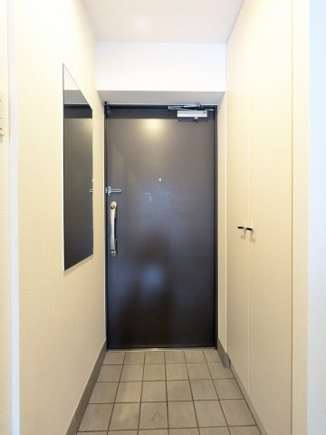 ガーデン荏原中延の玄関|落ち着いた玄関です