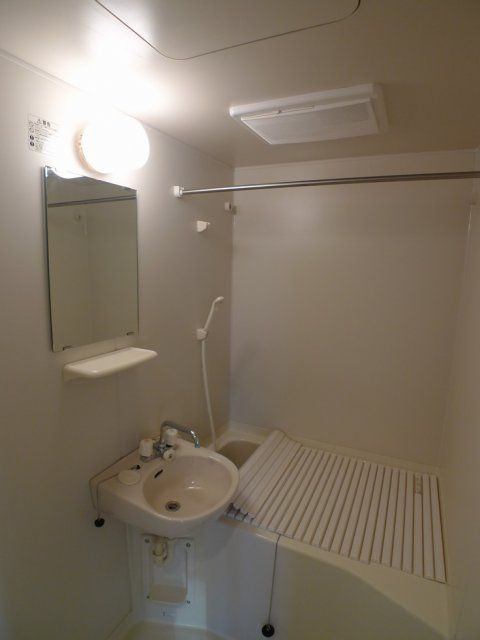 Ｖｅｒｏｎａ板橋本町の浴室