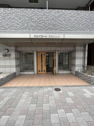 スカイコート文京茗荷谷のエントランス