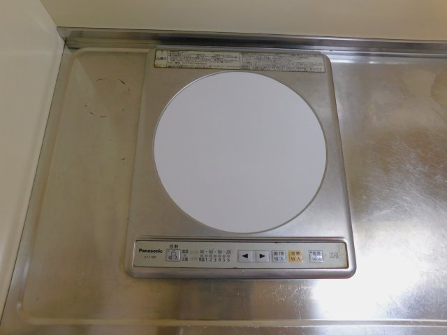 那珂川市片縄北６丁目のアパートのエントランス
