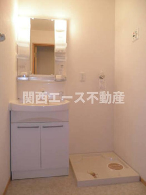 【洗面所】 | リヴェール長瀬