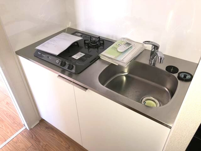 ｂ’ＣＡＳＡ三郷中央のキッチン|※別部屋参考写真