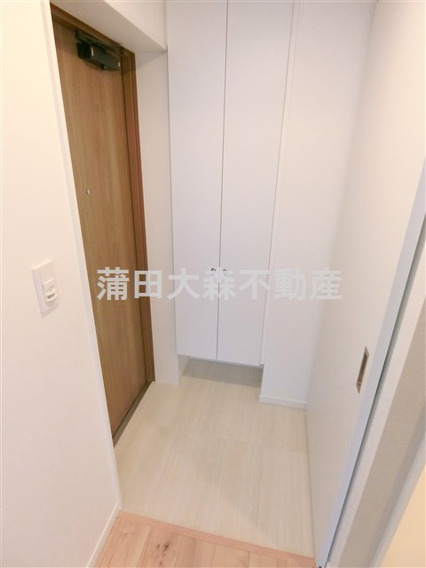 ココキューブ西蒲田の玄関