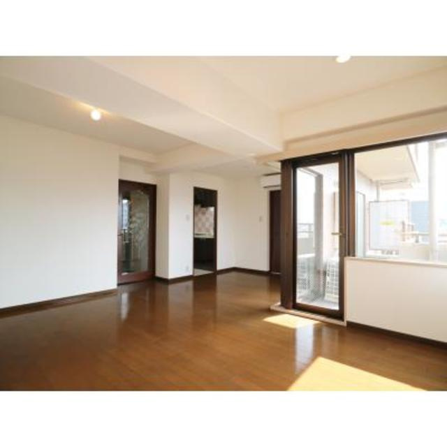 朝日マンション白金通りの居間・リビング|※写真は同タイプ住戸です。